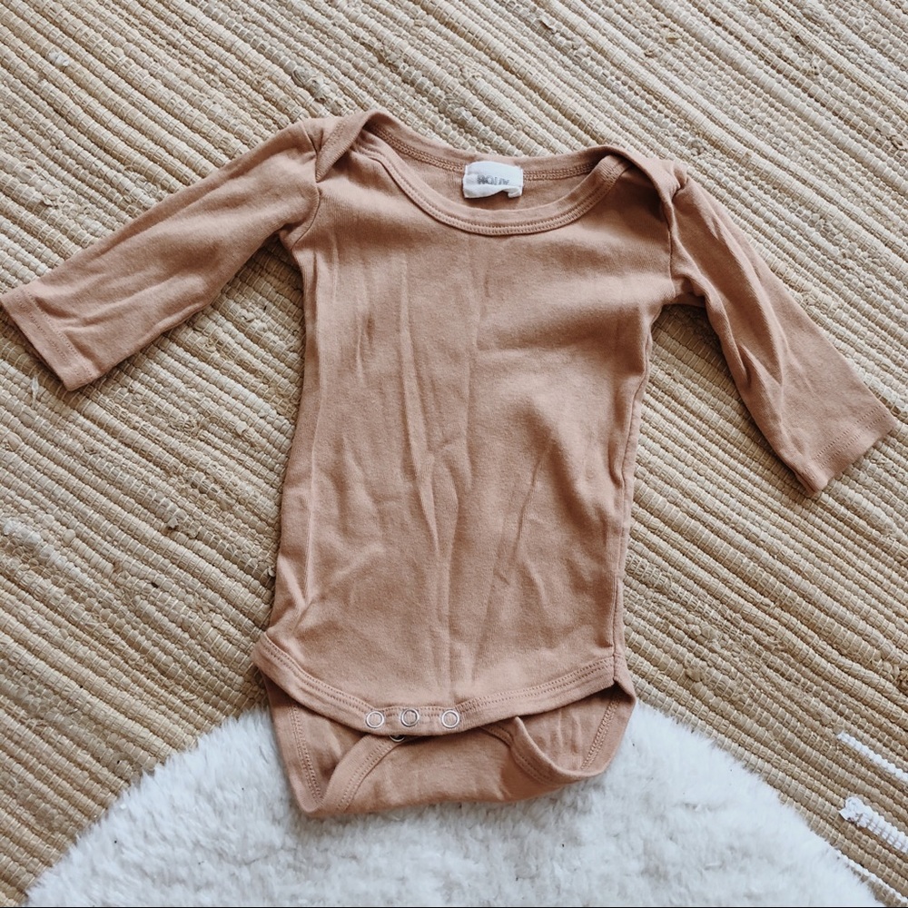 ROUX ONESIE